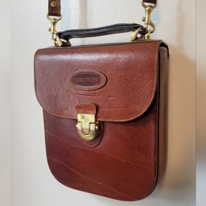 VTG Oroton Australian Cross Body Russett Leather Bag - VGC